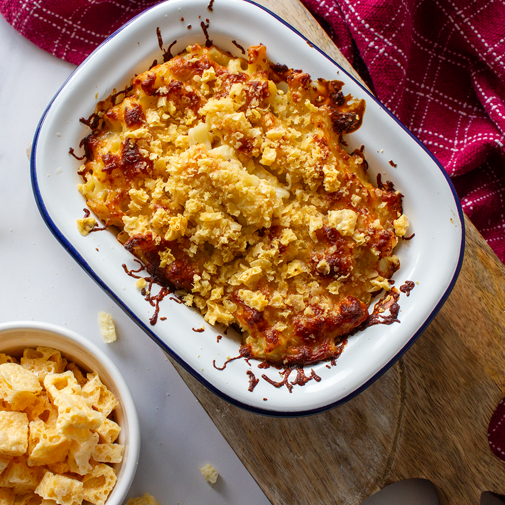 Mac & Cheese with Munchie’s Crunchies | High-Protein Vegetarian Recipe